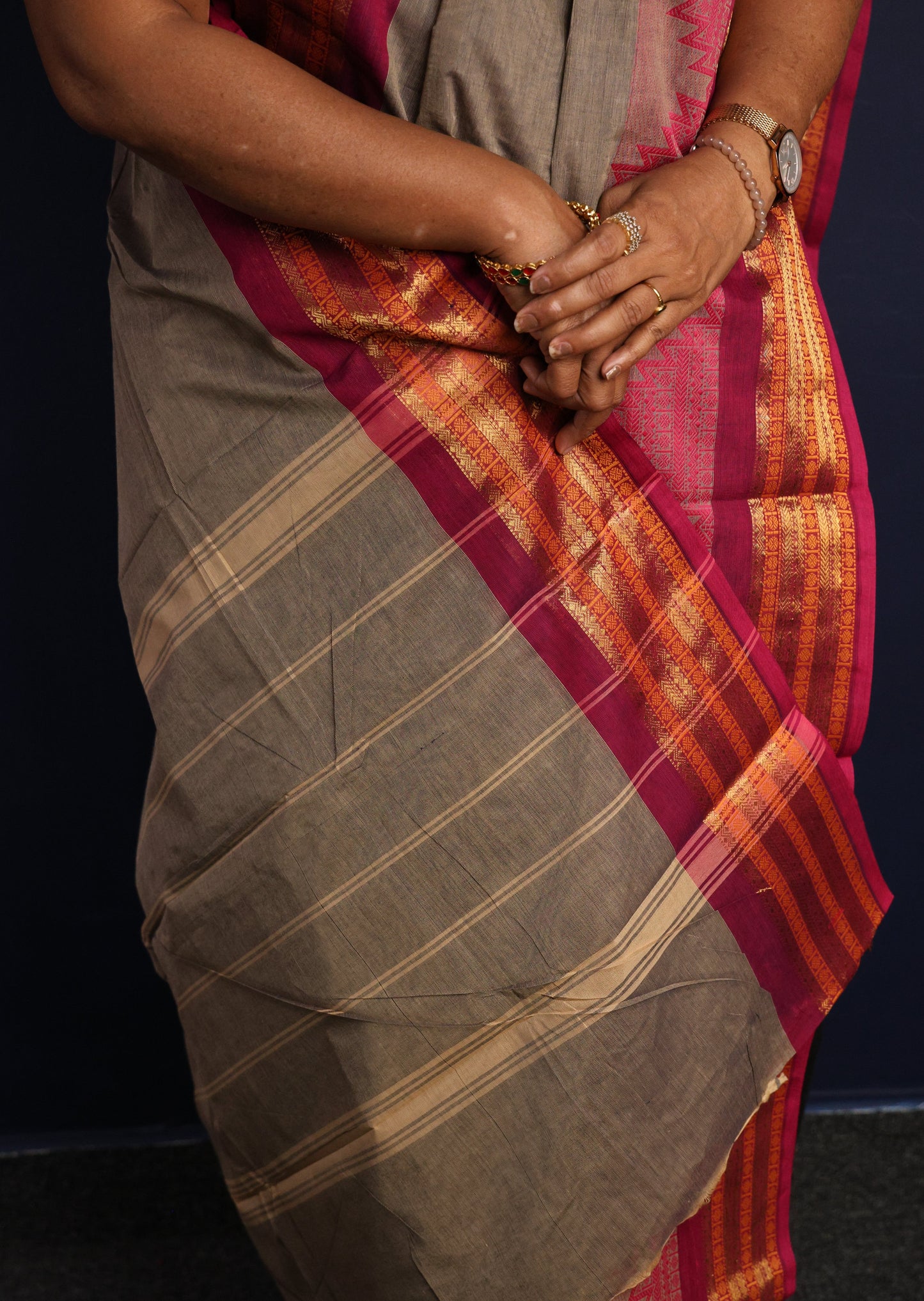 Elephant Grey Thazhampoo Chettinadu Cotton Saree