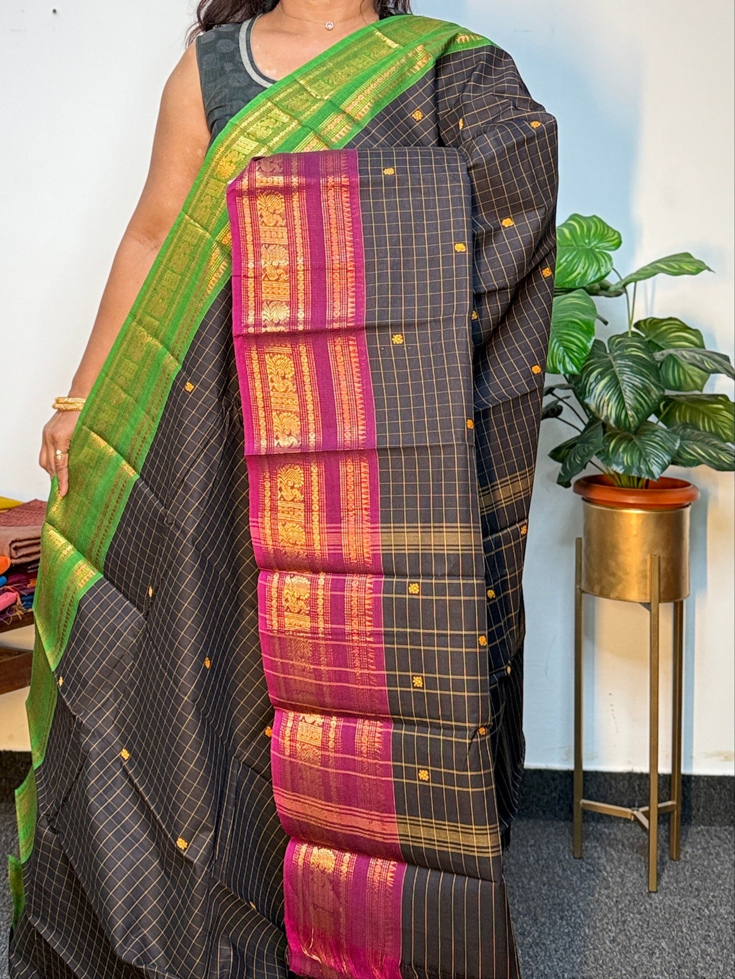 Navy Blue Checked Ganga Jamuna Chettinadu Saree