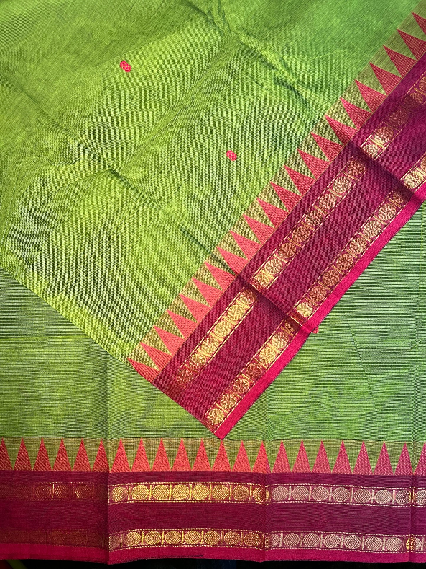 Parot Green with Majenta Chettnadu Saree