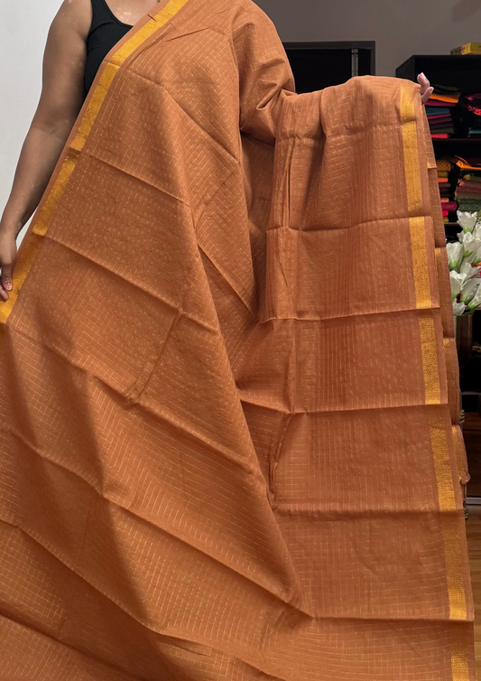 Biscuit Small Checked Sungudi Cotton Saree