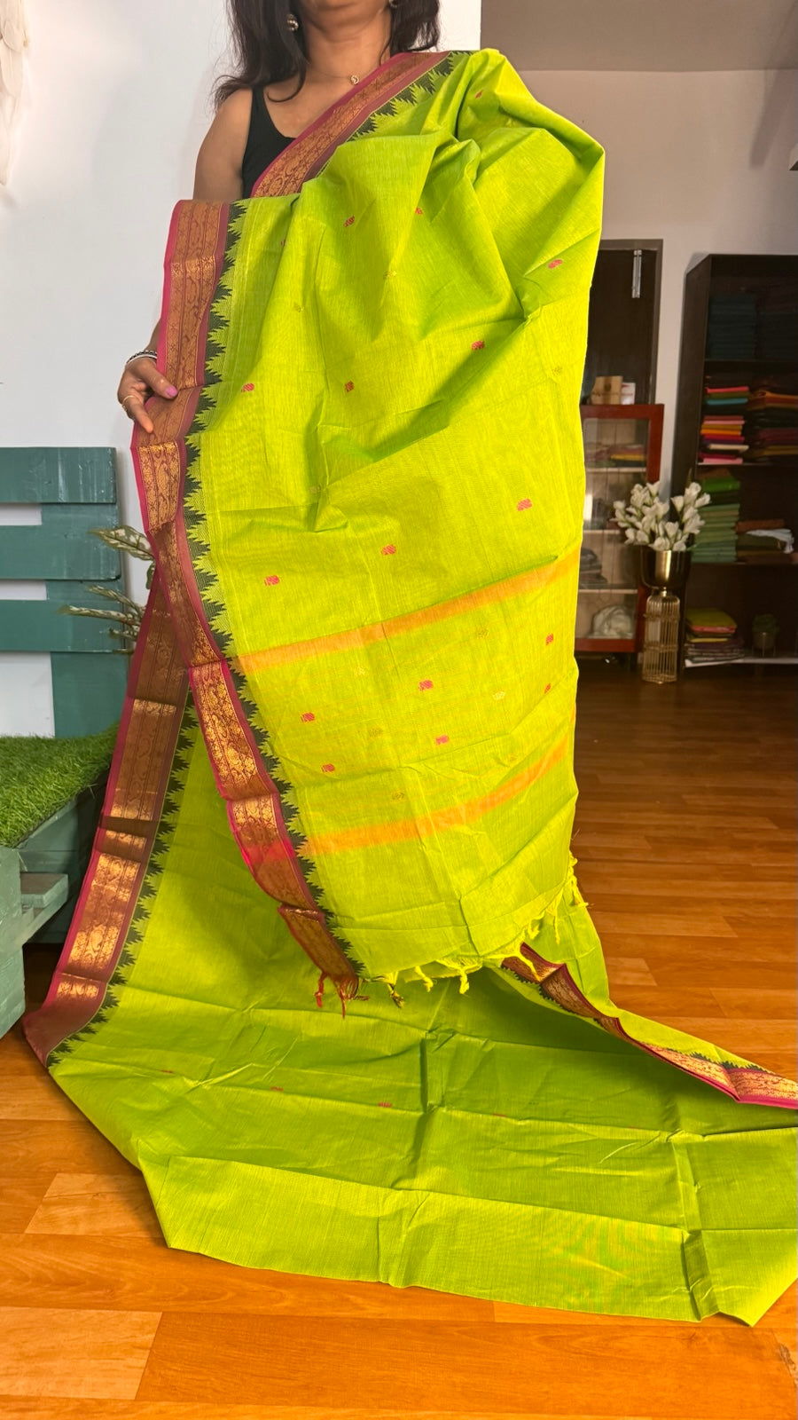 Fluorescent  Green Chttinadu Saree